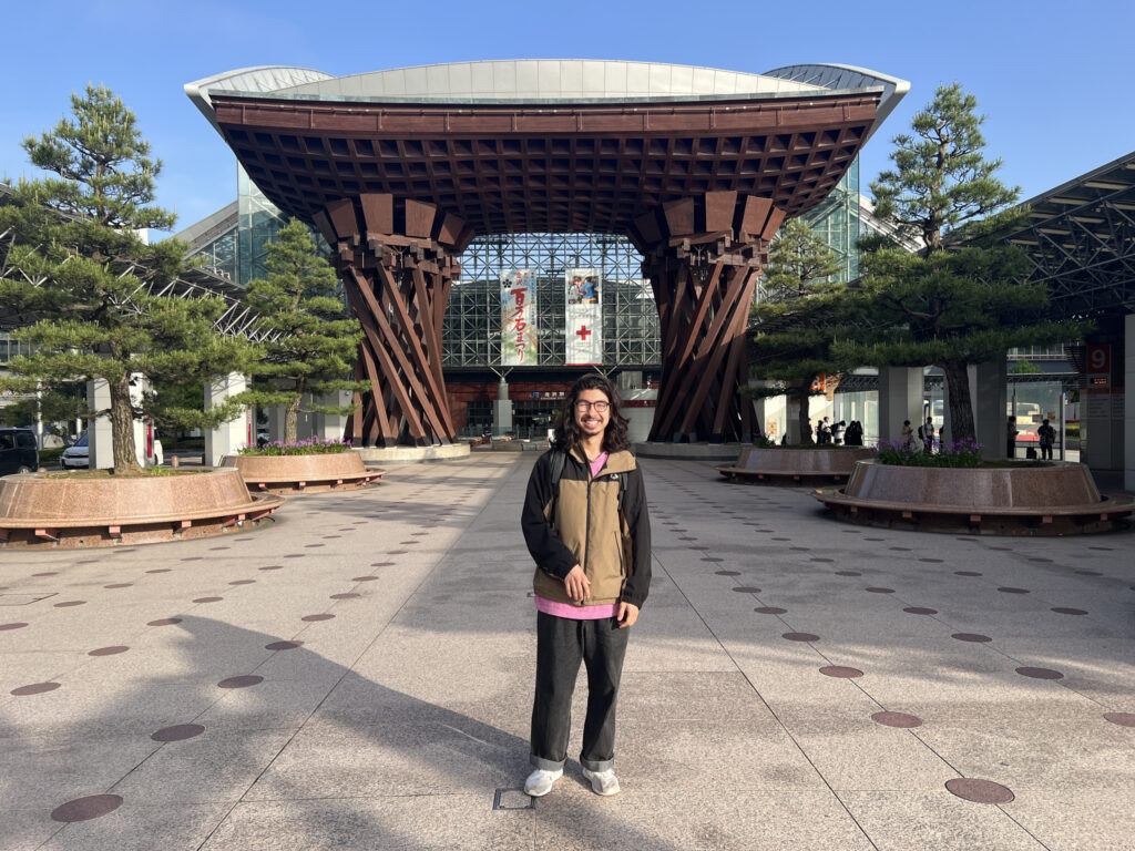 Kanazawa Station at 6am. Me showing my friend around while pulling an All-Nighter. 