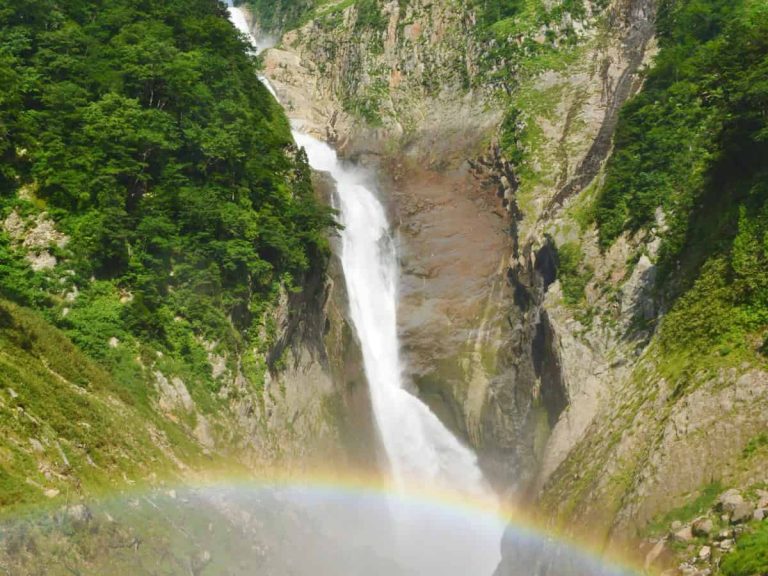 Shomyo Falls: Japan’s Tallest Waterfall and Toyama’s Secret